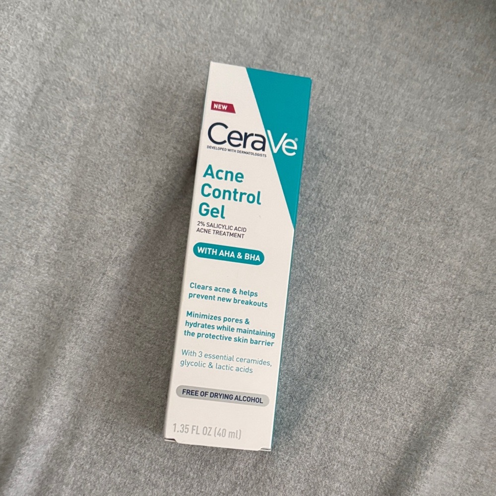 CeraVe Acne Control Gel